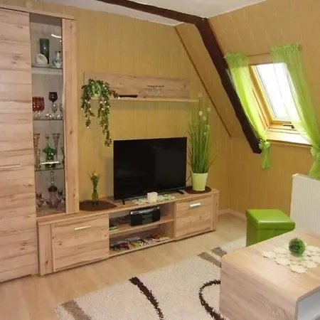 Apartment In Beim Boehmischen Park, Cleaning Included
