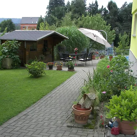 In Beim Boehmischen Park, Cleaning Included アパート *