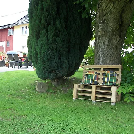 In Beim Boehmischen Park, Cleaning Included アパート Lichtenhain
